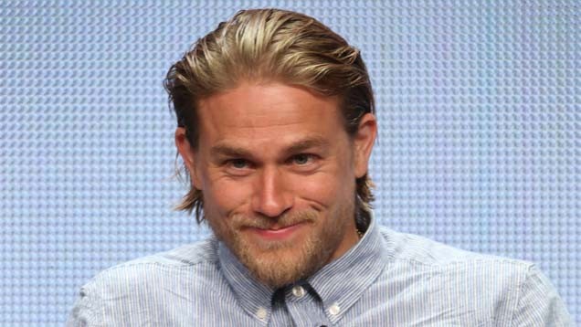 Sons of Anarchys Charlie Hunnam: „Die Emmys sind mir scheißegal“