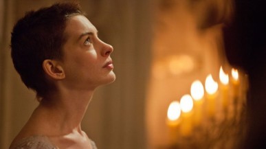 <strong>Anne Hathaway (Beste Nebendarstellerin)</strong> – Sie ist definitiv eine der wandlungsfähigsten Schauspielerinnen der Gegenwart. Als Catwoman überzeugte sie in The Dark Knight Rises mit ihrer toughen Art, in Les Misérables auch mit ihrer Stimme (Universal)