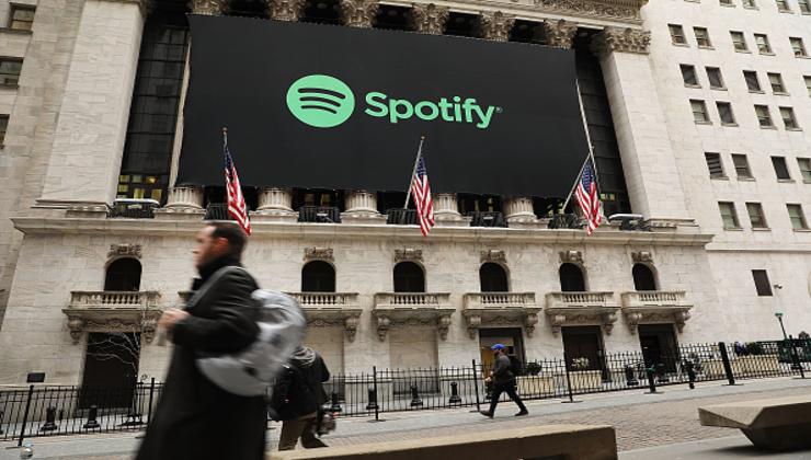 Apple Music vs. Spotify - Welcher Musik-Streaming-Dienst hat die Nase vorne?