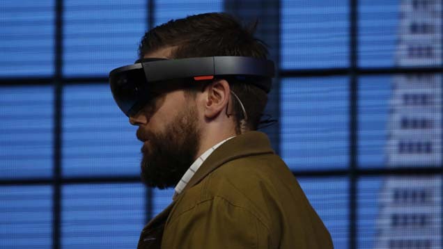 HoloLens: Microsofts VR-Brille im Video