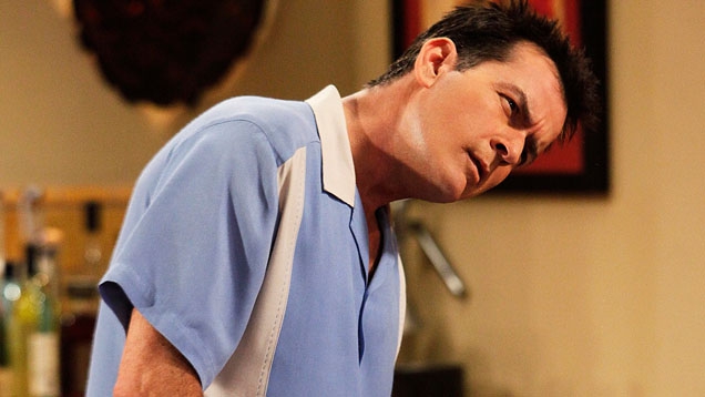 Charlie Sheen twittert seine Handynummer