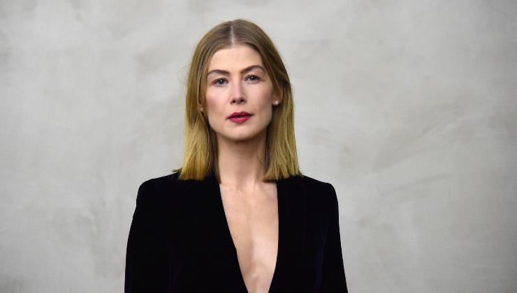 Rosamund Pike spielt eine der Hauptrollen